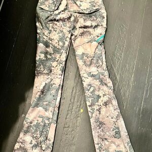Womens Camouflage Bottoms